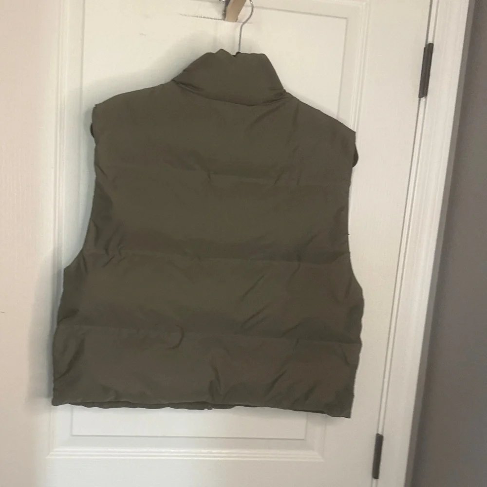 Zara Olive Green Quilted Puffer Vest - Picture 6 of 6